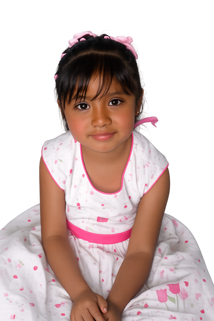 Gaby de niña con vestido